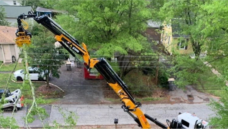 service-area-grapple-saw-truck-services